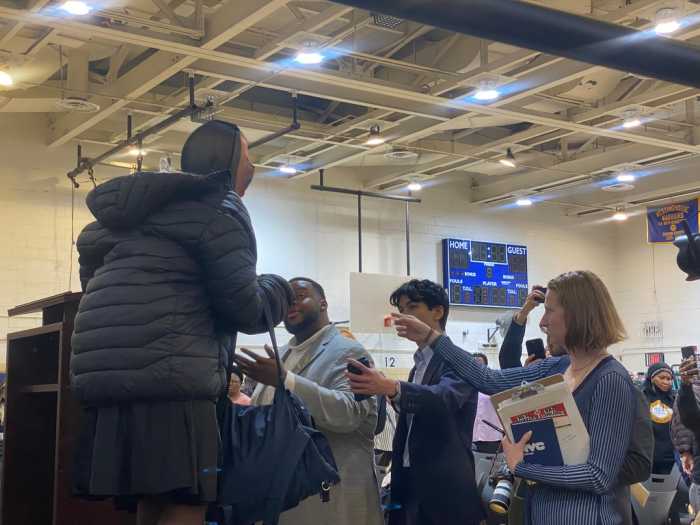 D4B5227D F613 4B3B 8FD0 A70FCFA24978 1 105 c