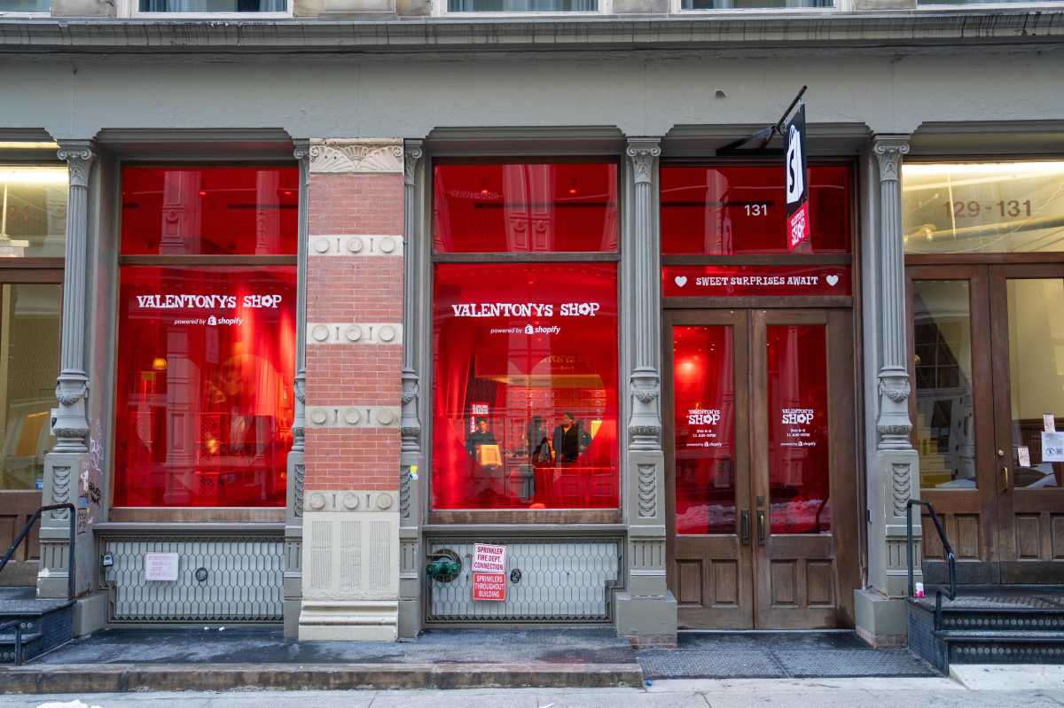 Tony’s Chocolonely and Cj Hendry  teamed up for an immersive pop-up this weekend.