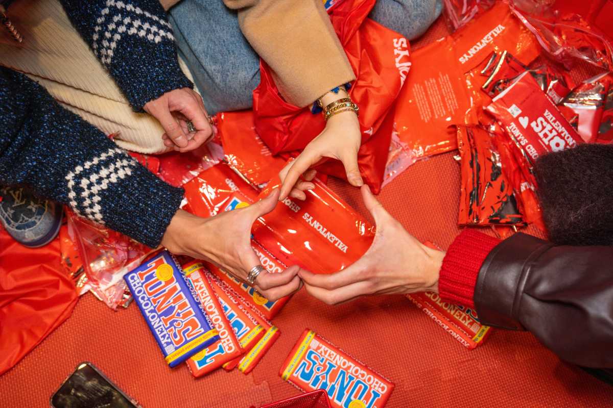 Tony's Chocolonely hosts one-weekend-only chocolate mystery bag pop-up in SoHo | amNewYork