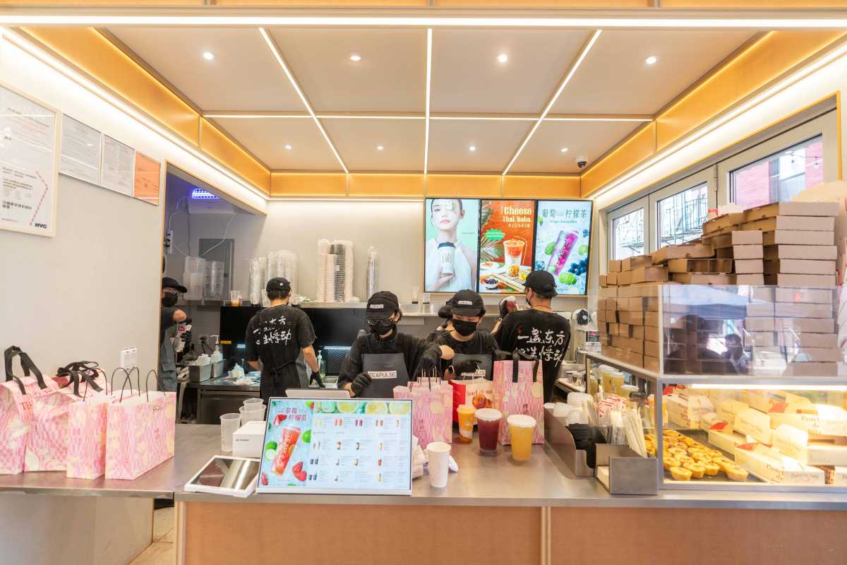 The inside of TEAPULSE's new Chinatown location.