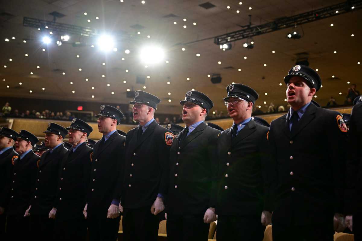 FDNY welcomes latest class of new firefighters at Brooklyn graduation ceremony
