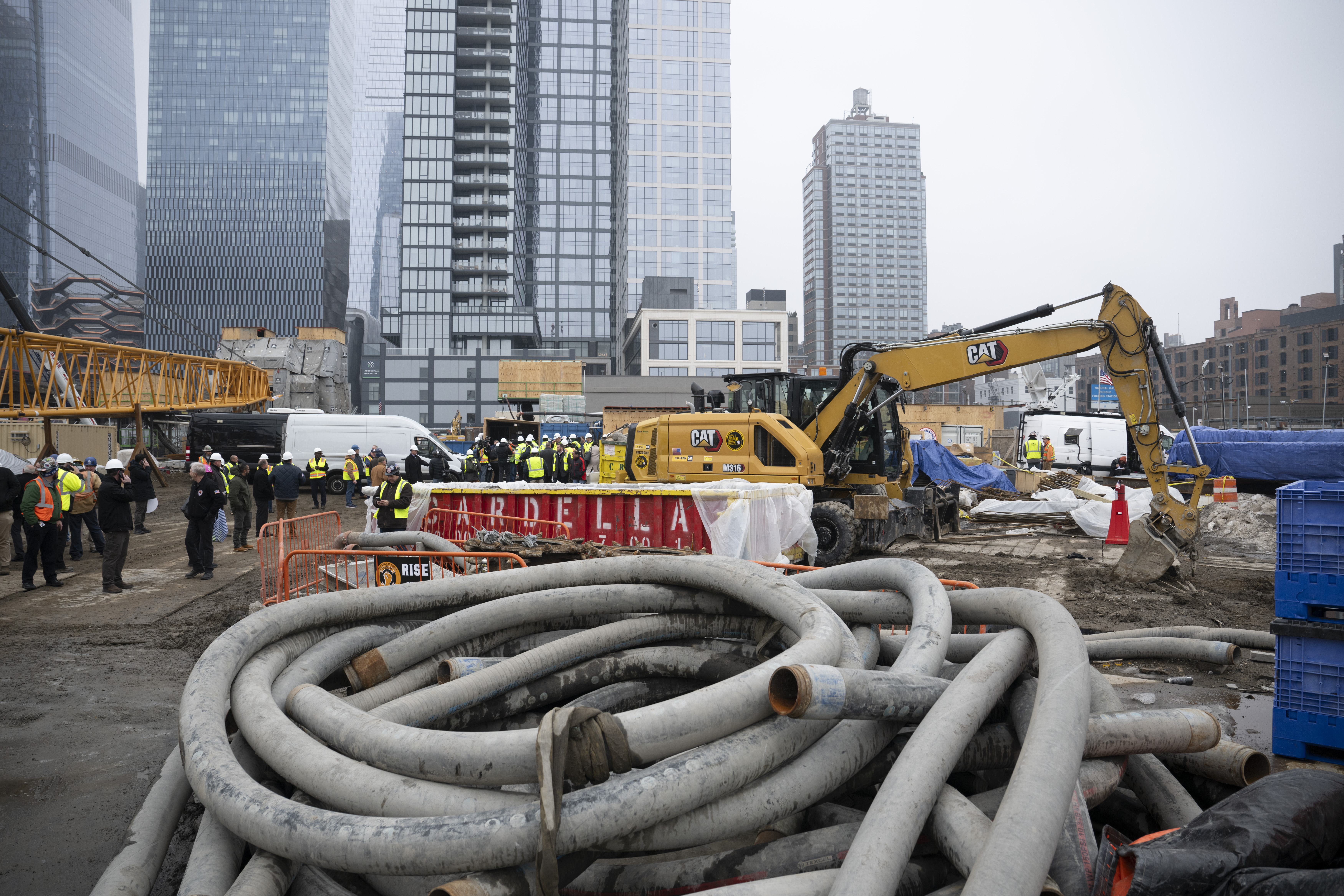construction ongoing at gateway tunnel site