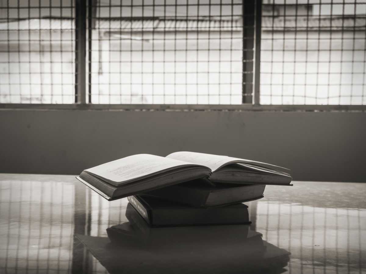 Books in prison, concept of freedom of thought
