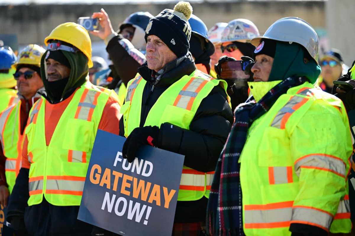 Rally-Gateway rail tunnel Large