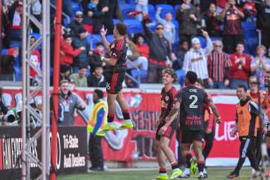 Julian Hall goal Red Bull New York New England home opener