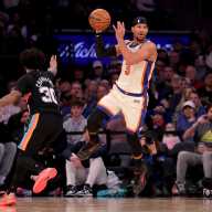 Knicks snap Spurs' 11-game win streak with 114-89 blowout 8 Josh Hart Knicks Spurs