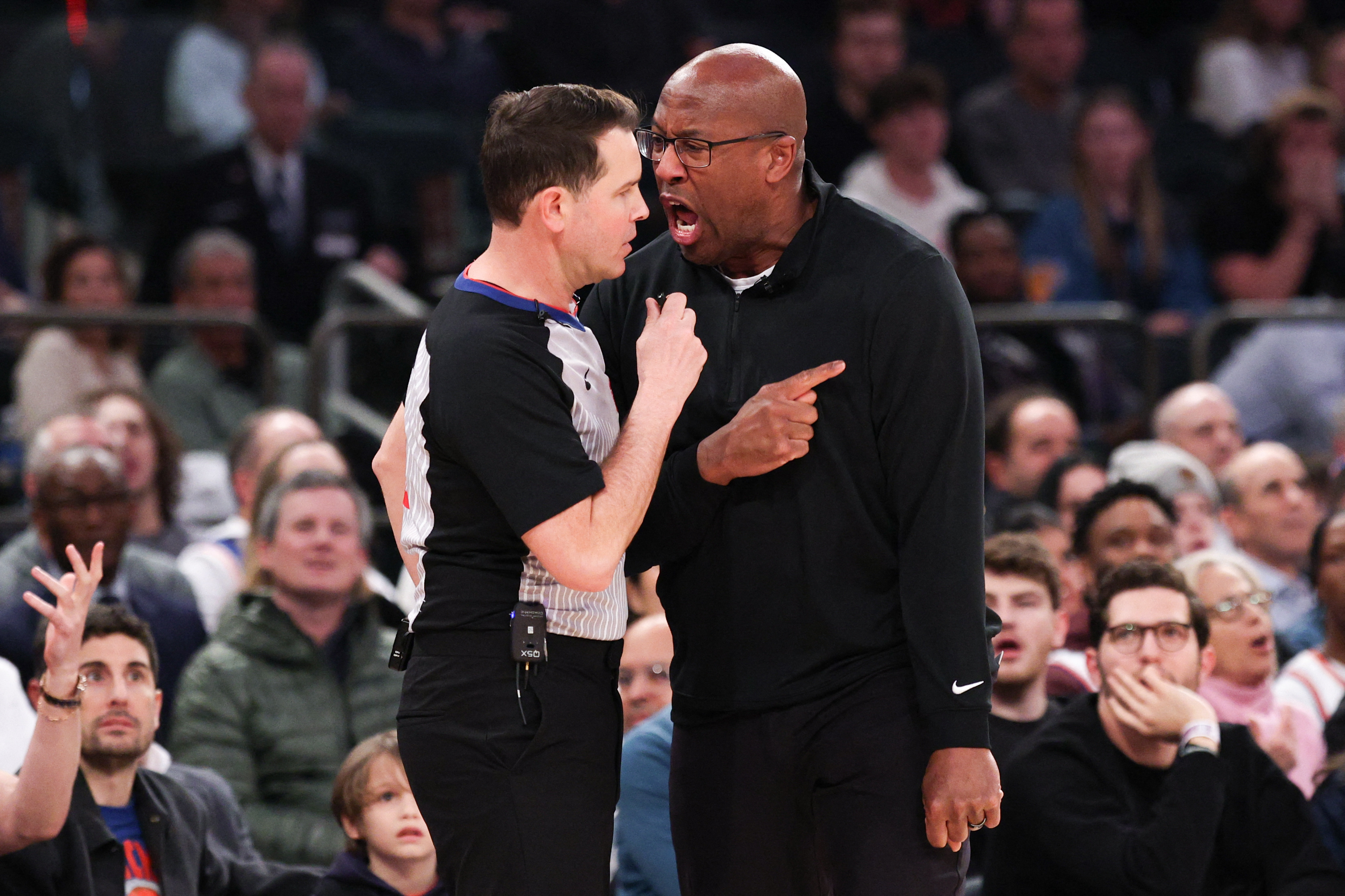 Mike Brown Knicks tech ref OKC