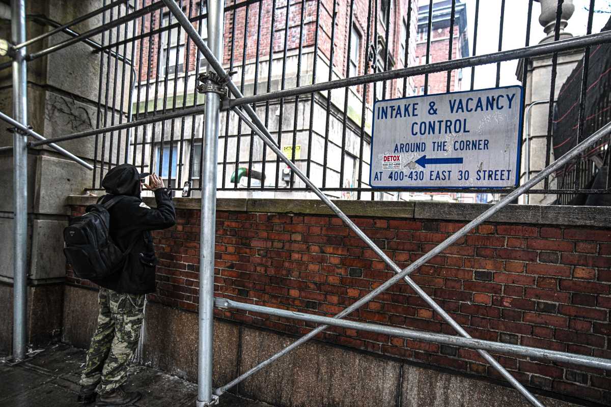 NYC to close historic Bellevue homeless shelter amid violence, safety issues