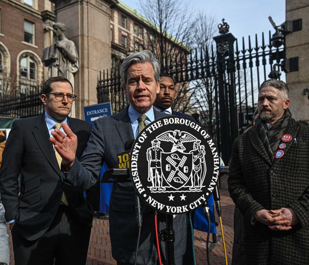 ICE at Columbia University: Pols demand surveillance, NYPD bodycam footage of student's arrest | amNewYork